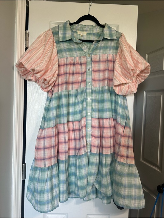 entro Dresses & Skirts - Entro Plaid Button-Front Dress in Pink and Blue